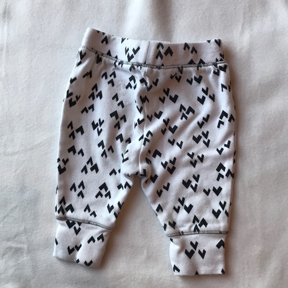 Outgrown - Picture 3 of 3